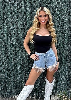 Lexi Tsoumakas